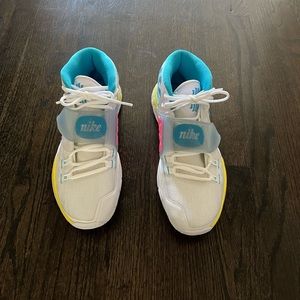 Nike Kyrie 6, “90s”- size men’s 9.5
